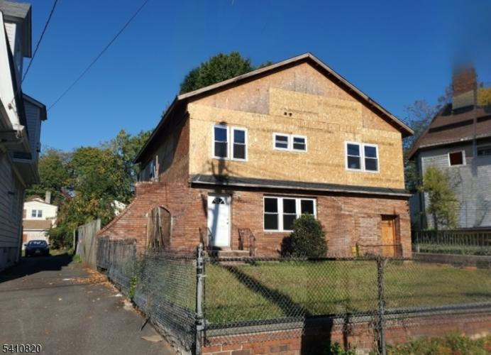 Photo of 1406 Maple Avenue, Hillside NJ