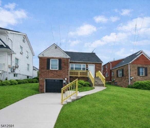 Photo of 1584 Walker Avenue