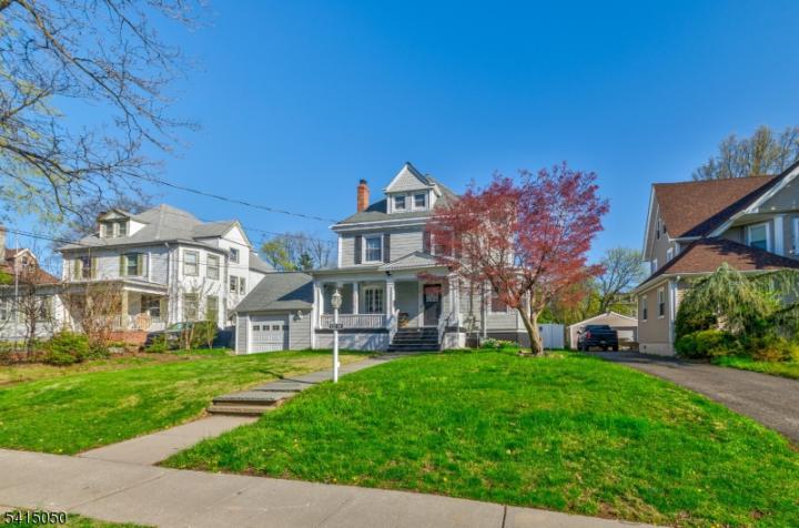 Photo of 132 W 6th Avenue, Roselle NJ