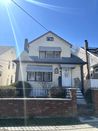 Photo of 410 Harrison Avenue