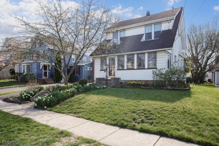 Photo of 563 Pierson Street