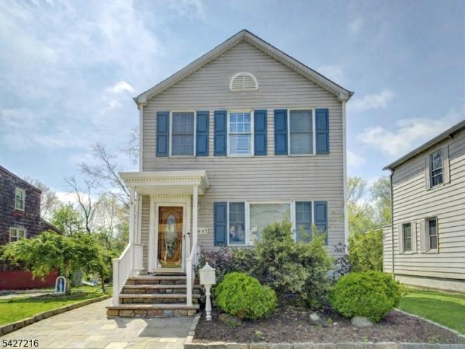 Photo of 1467 Church Street