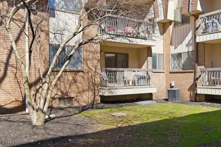 Photo of 1190 W Street Georges A19, Linden City NJ