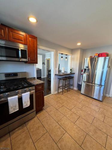 Photo of 835 Dixie Lane, Plainfield City NJ