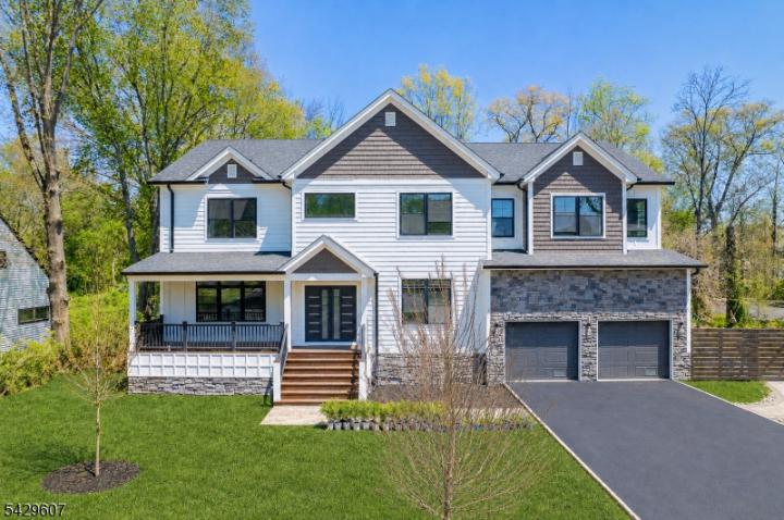 Photo of 21 Kuntz Avenue