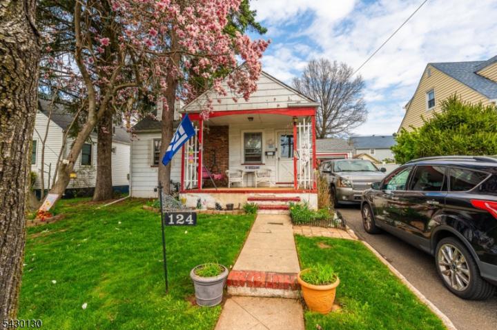 Photo of 124 W 10th Avenue