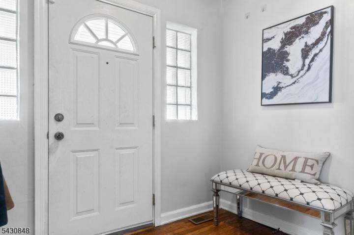 Photo of 1032 E Blancke Street, Linden City NJ