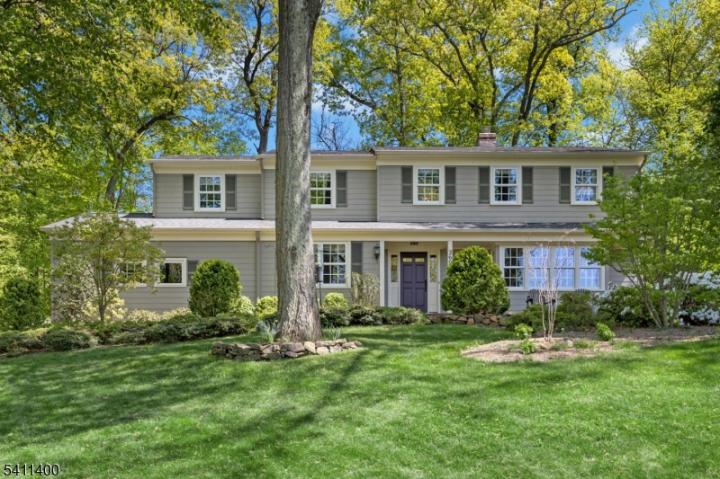 Photo of 260 Lorraine Drive