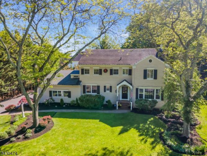 Photo of 935 Minisink Way, Westfield Town NJ