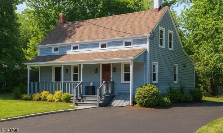 Photo of 590 Woodland Avenue