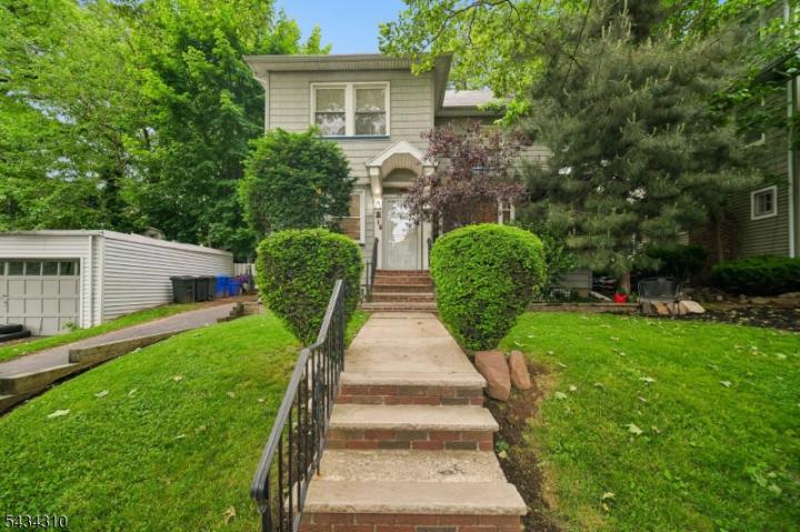 Photo of 210 Hillside Road
