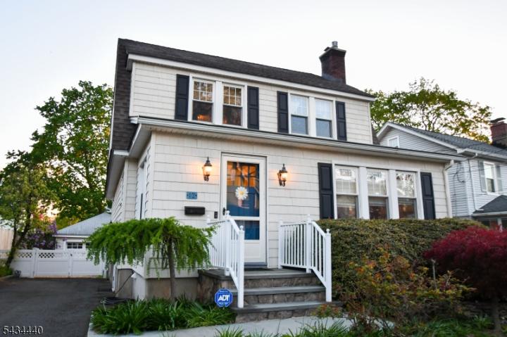 Photo of 12 Van Dyke Place