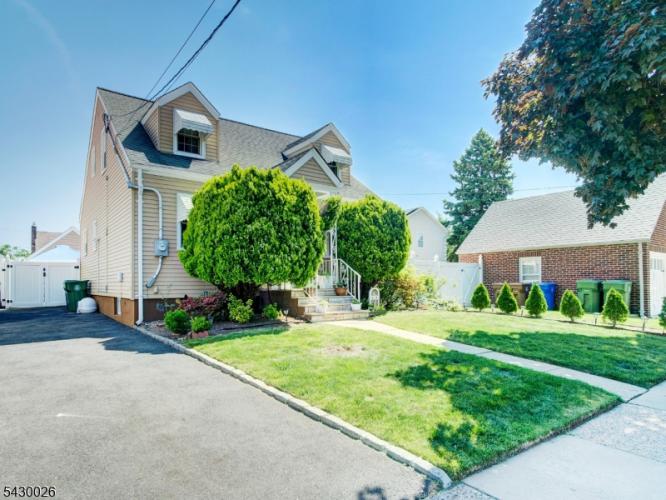 Photo of 610 Laurita Street, Linden City NJ