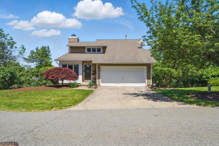 Photo of 7 Canada Goose Drive, Allamuchy NJ