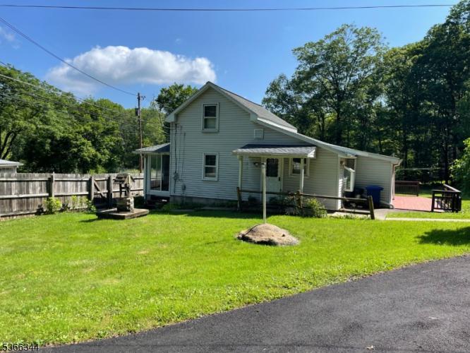Photo of 196 Rockport Road, Mansfield NJ