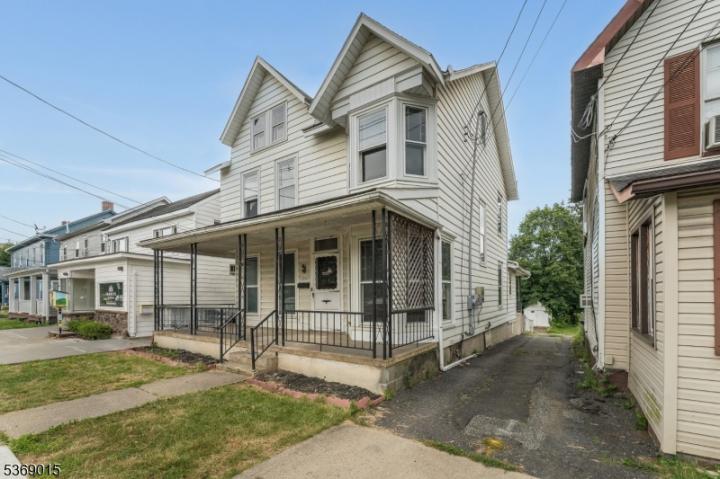 Photo of 111 E Washington Avenue