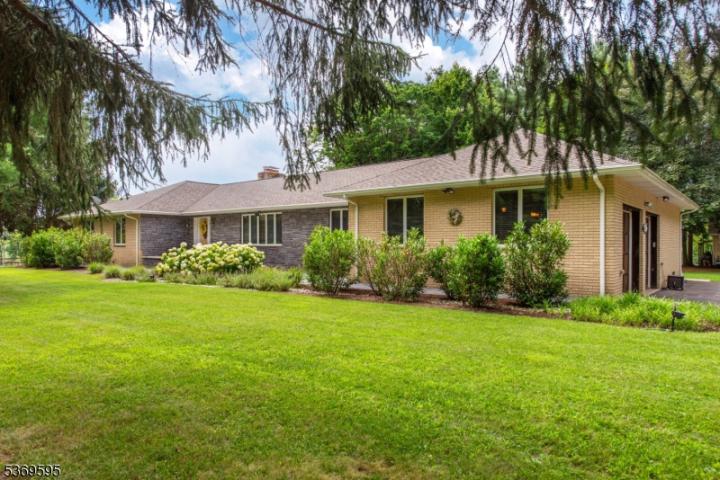 Photo of 6 Cherry Lane, Blairstown NJ