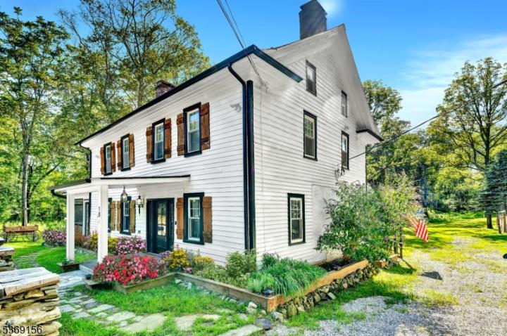 Photo of 18 Edge Hill Road, Blairstown NJ