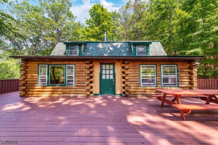 Photo of 910 Route 94