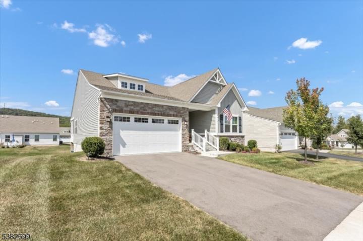 Photo of 51 Mountain View Lane, Mansfield NJ