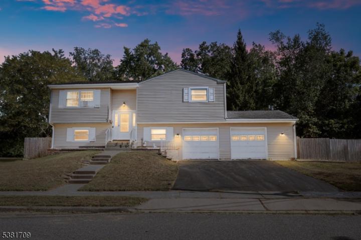 Photo of 72 Lawrence Drive, Hackettstown Town NJ