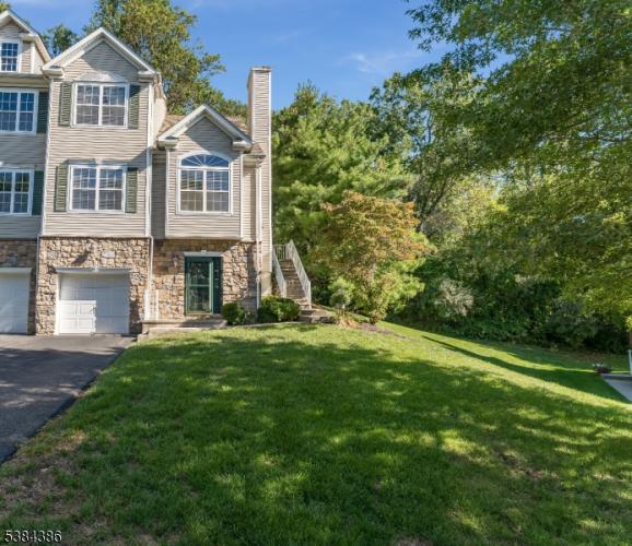 Photo of 81 Pinehurst Drive, Washington NJ