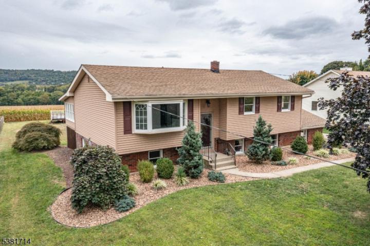 Photo of 21 Stewartsville Road