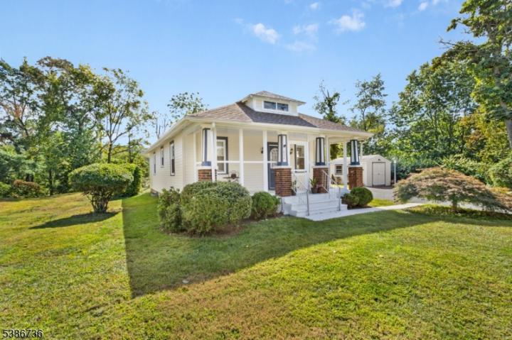 Photo of 634 Willow Grove Street, Hackettstown Town NJ