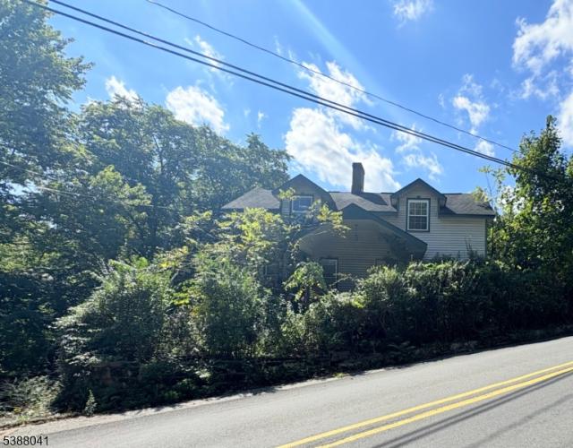 Photo of 220 Changewater Road, Washington NJ