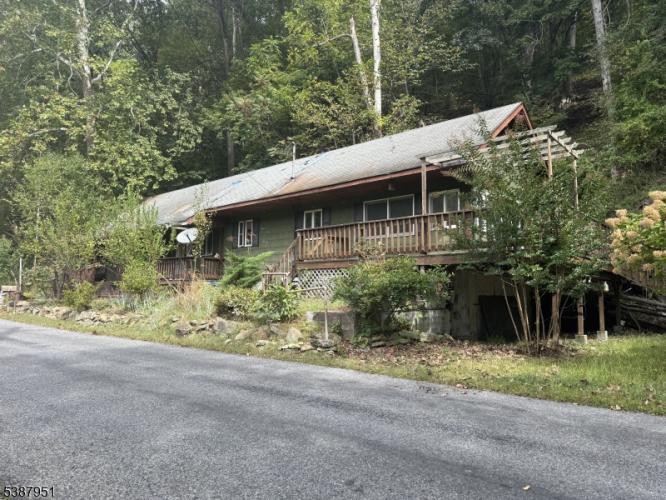 Photo of 138 River Road, Pohatcong NJ