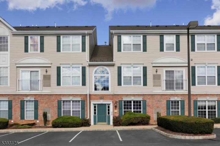 Photo of 221 Windmill Court