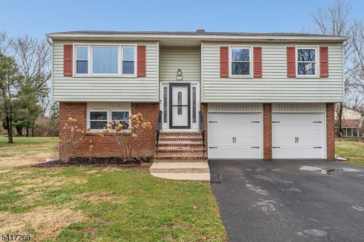 Photo of 87 Lynnfield Terrace