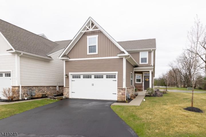 Photo of 35 Sparrowhawk Street, Washington NJ