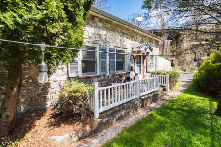 Photo of 1053 S Main Street