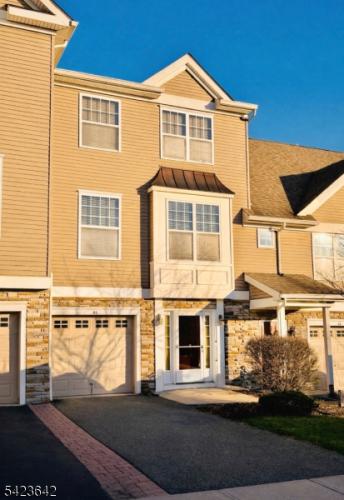 Photo of 46 Junegrass Way