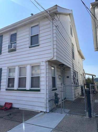 Photo of 240 Chambers Street