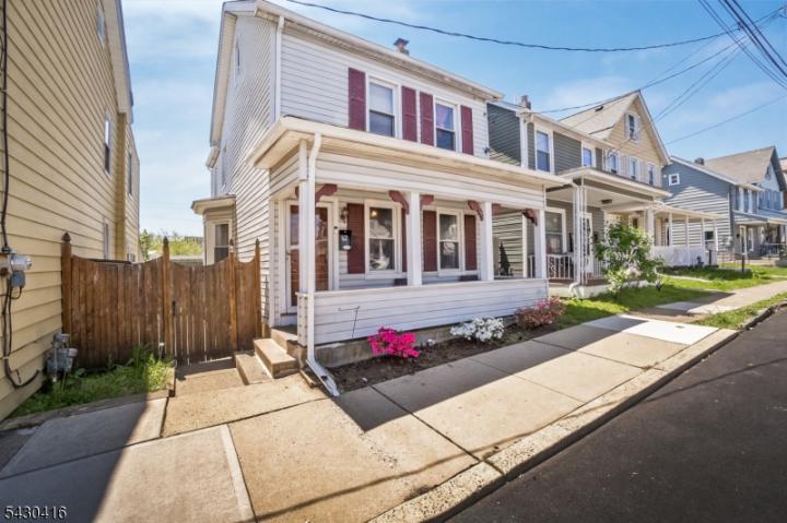 Photo of 62 Lewis Street