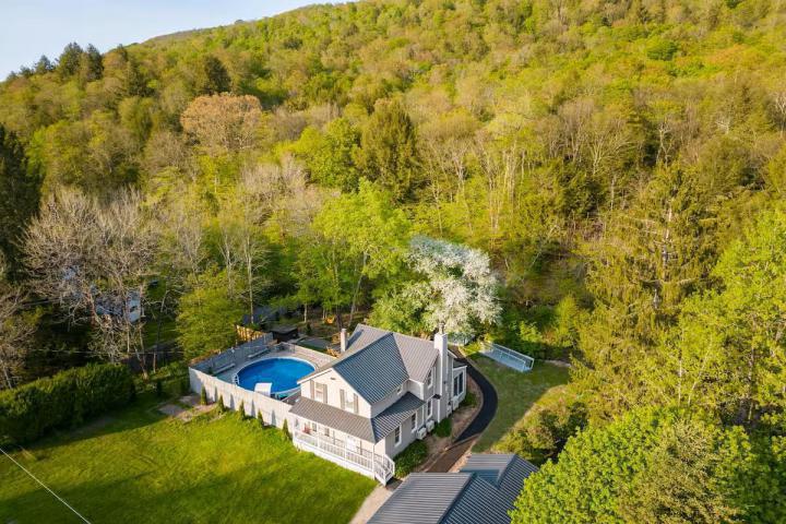 Photo of 7181 County Highway 7