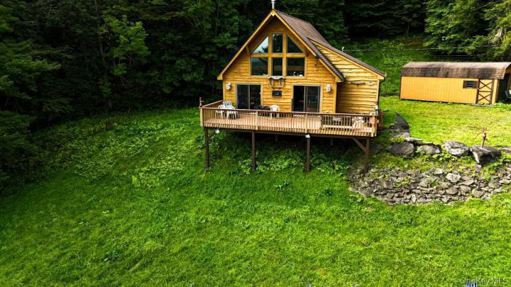 Photo of 365 Via Appian Way