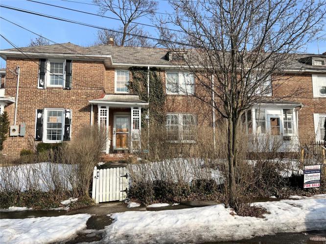 Photo of 8 Bush Avenue