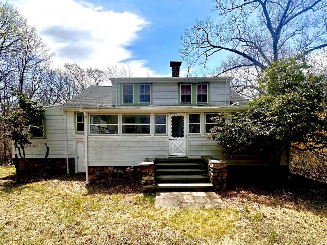 Photo of 102 Cedar Cliff Road, Monroe NY