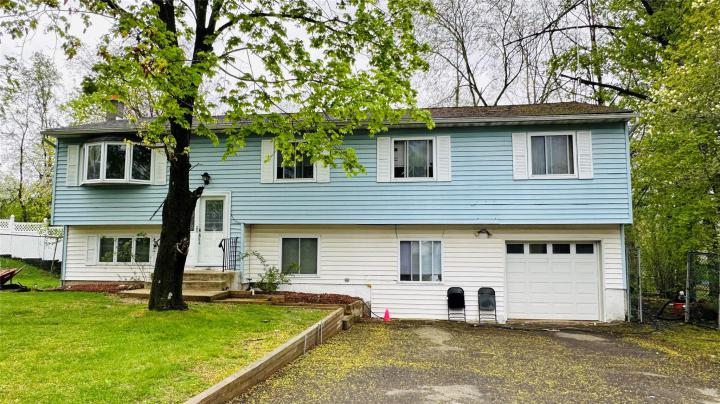 Photo of 10 Congress Drive, Washingtonville NY
