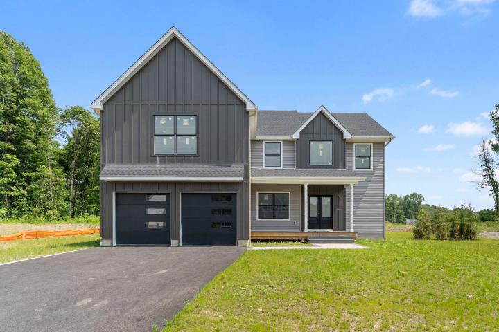 Photo of 2 Rustic Dr, Rock Tavern NY