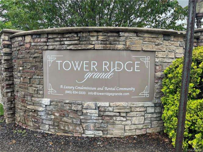 Photo of 923 Tower Ridge Circle, Middletown NY