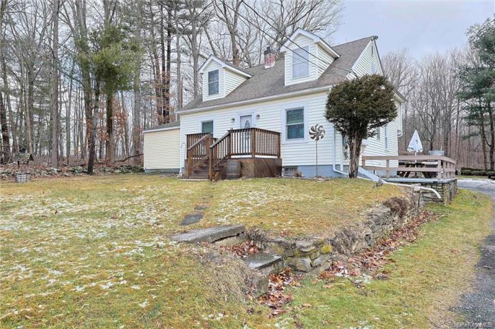 Photo of 525 Bloomingburg Road, Middletown NY