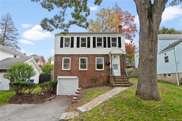 Photo of 71 Commonwealth Avenue, Middletown NY