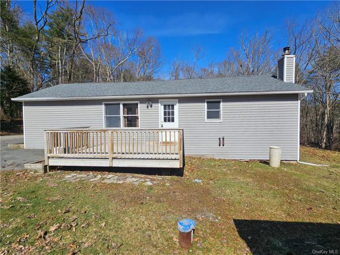 Photo of 156 Lakeview Drive, Cuddebackville NY
