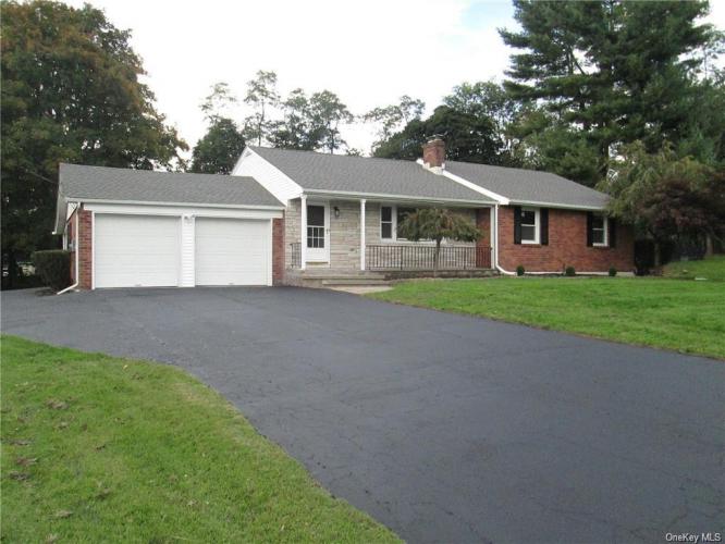 Photo of 40 Willow Parkway, New Windsor NY