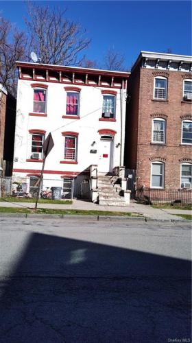 Photo of 42 Carpenter Avenue, Newburgh NY