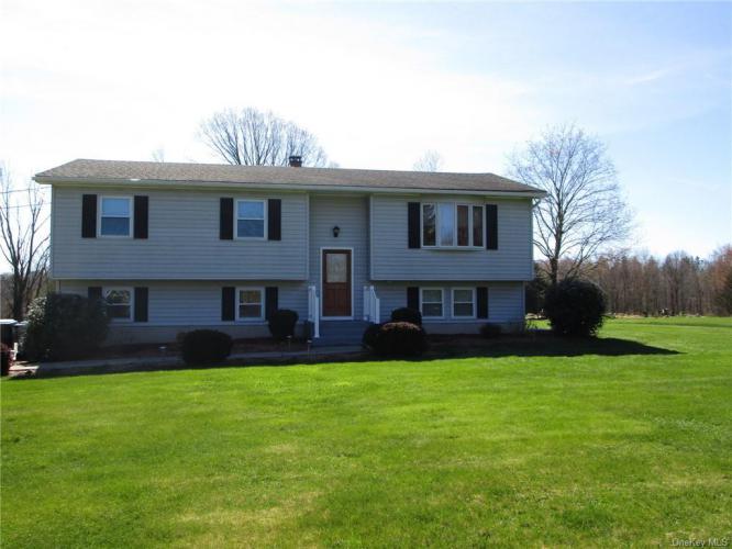 Photo of 66 Derby Road, Middletown NY